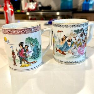 Set of 2 Vintage Handpainted Chinese Chinoiserie Porcelain Coffee Tea Mugs